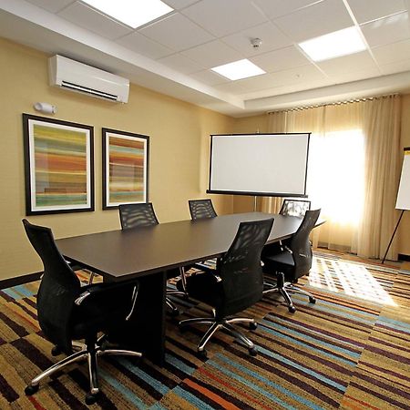 Fairfield Inn & Suites By Marriott London Exteriör bild