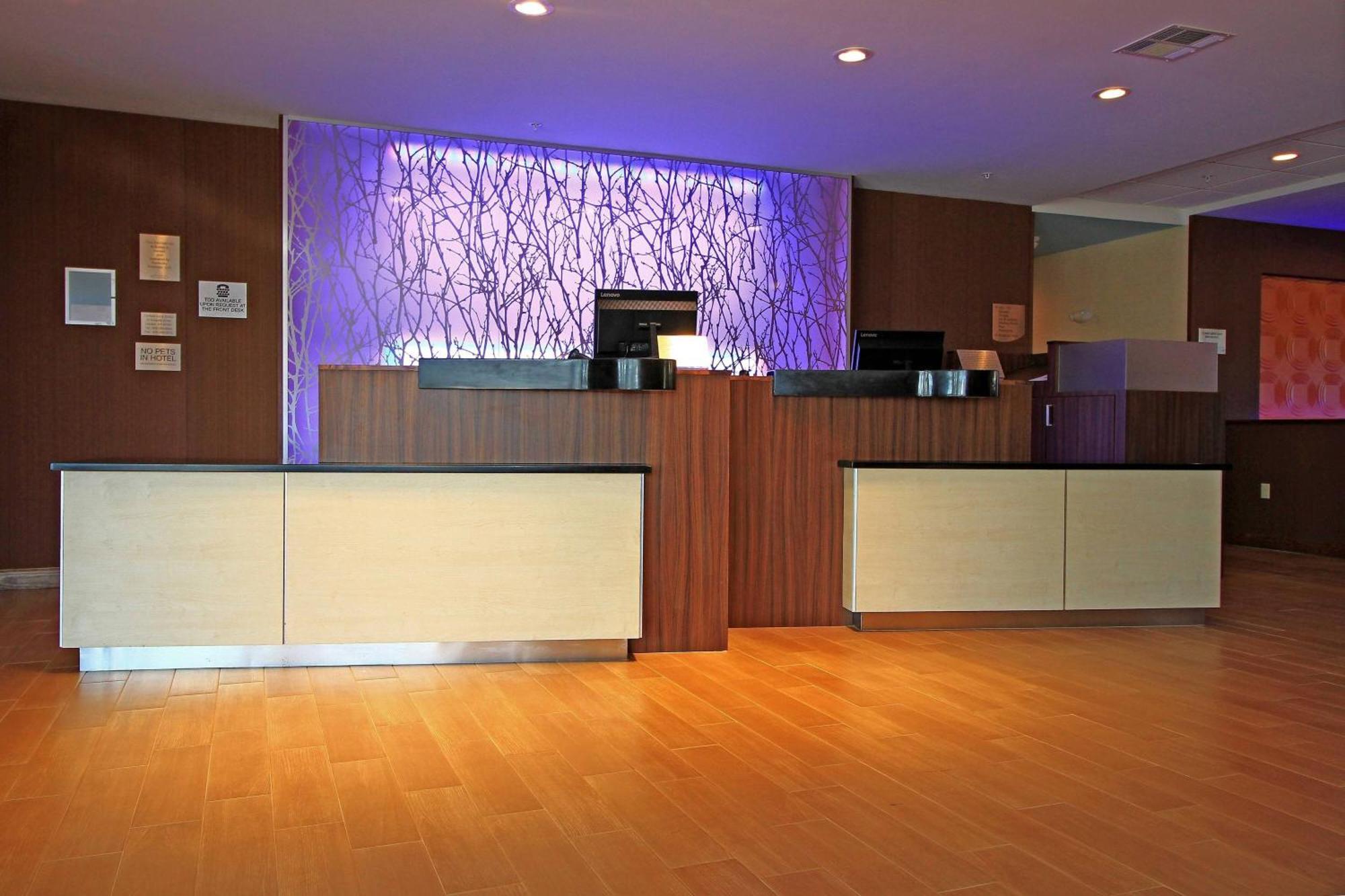 Fairfield Inn & Suites By Marriott London Exteriör bild