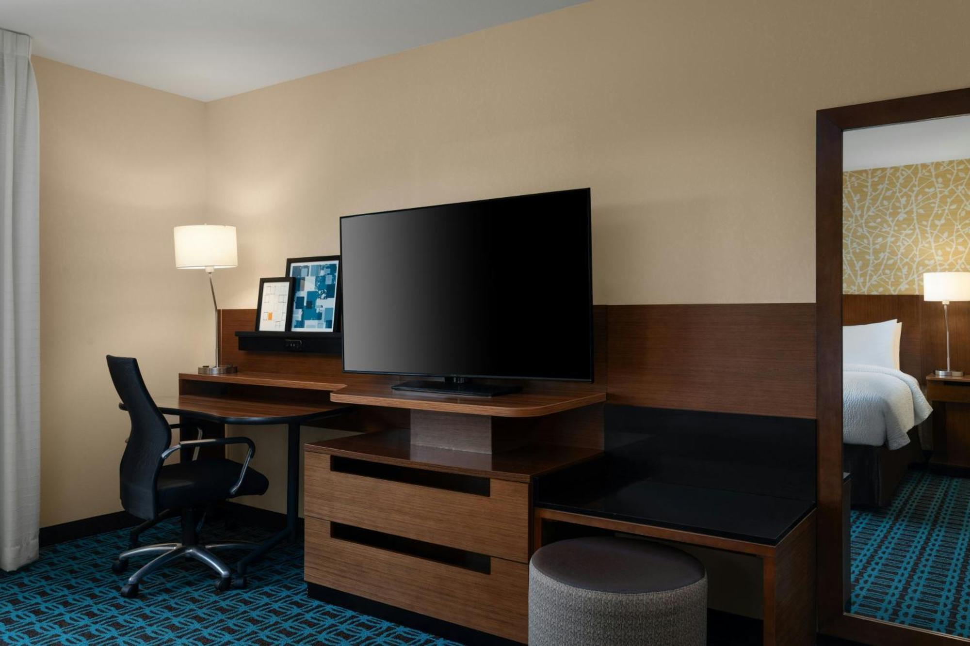 Fairfield Inn & Suites By Marriott London Exteriör bild