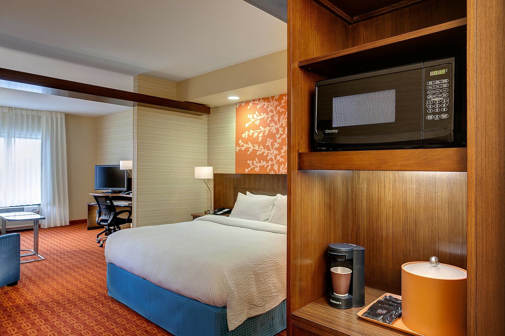 Fairfield Inn & Suites By Marriott London Exteriör bild