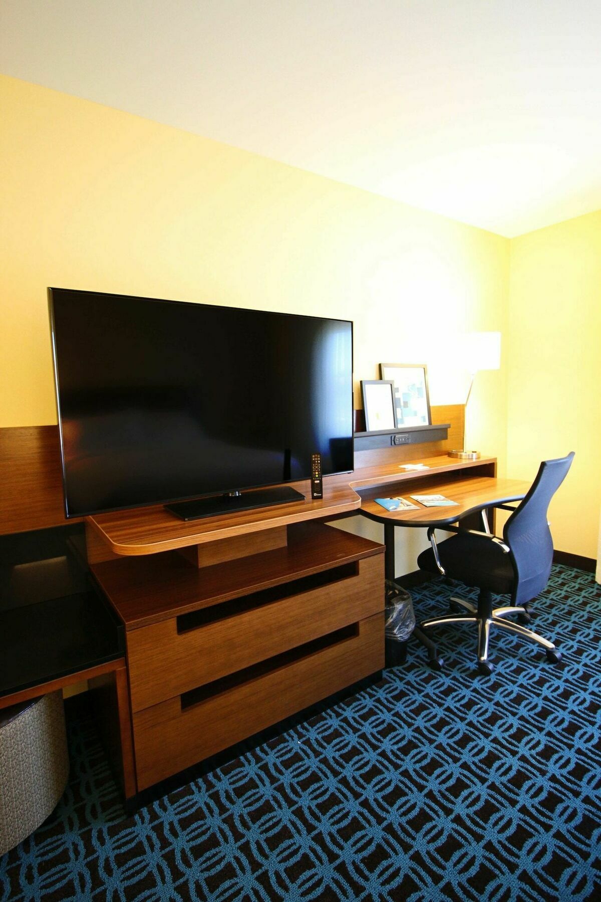 Fairfield Inn & Suites By Marriott London Exteriör bild